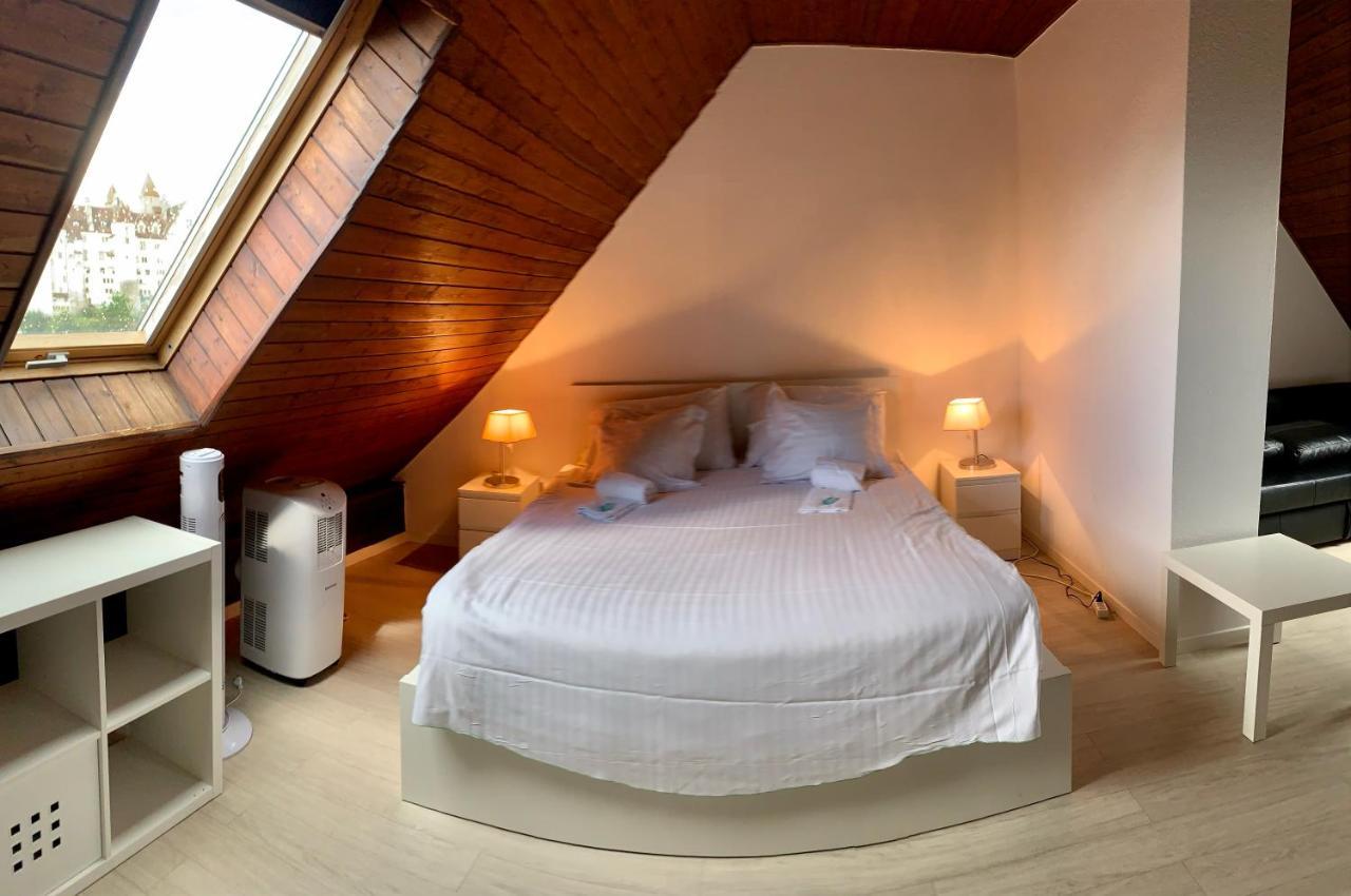 Luxury Duplex Vue Chateau เนอชาแต็ล ภายนอก รูปภาพ